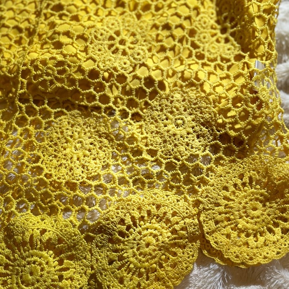 Charollette Russe Yellow Hand-knitted Top - Picture 9 of 14